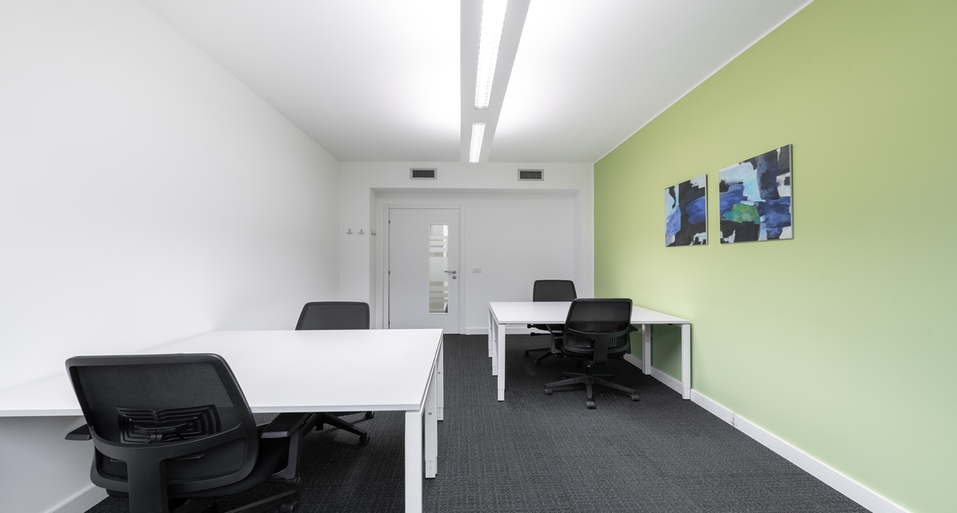 Business Center Via Tiziano 32_7-7 Rent office Via Tiziano 32_7-7