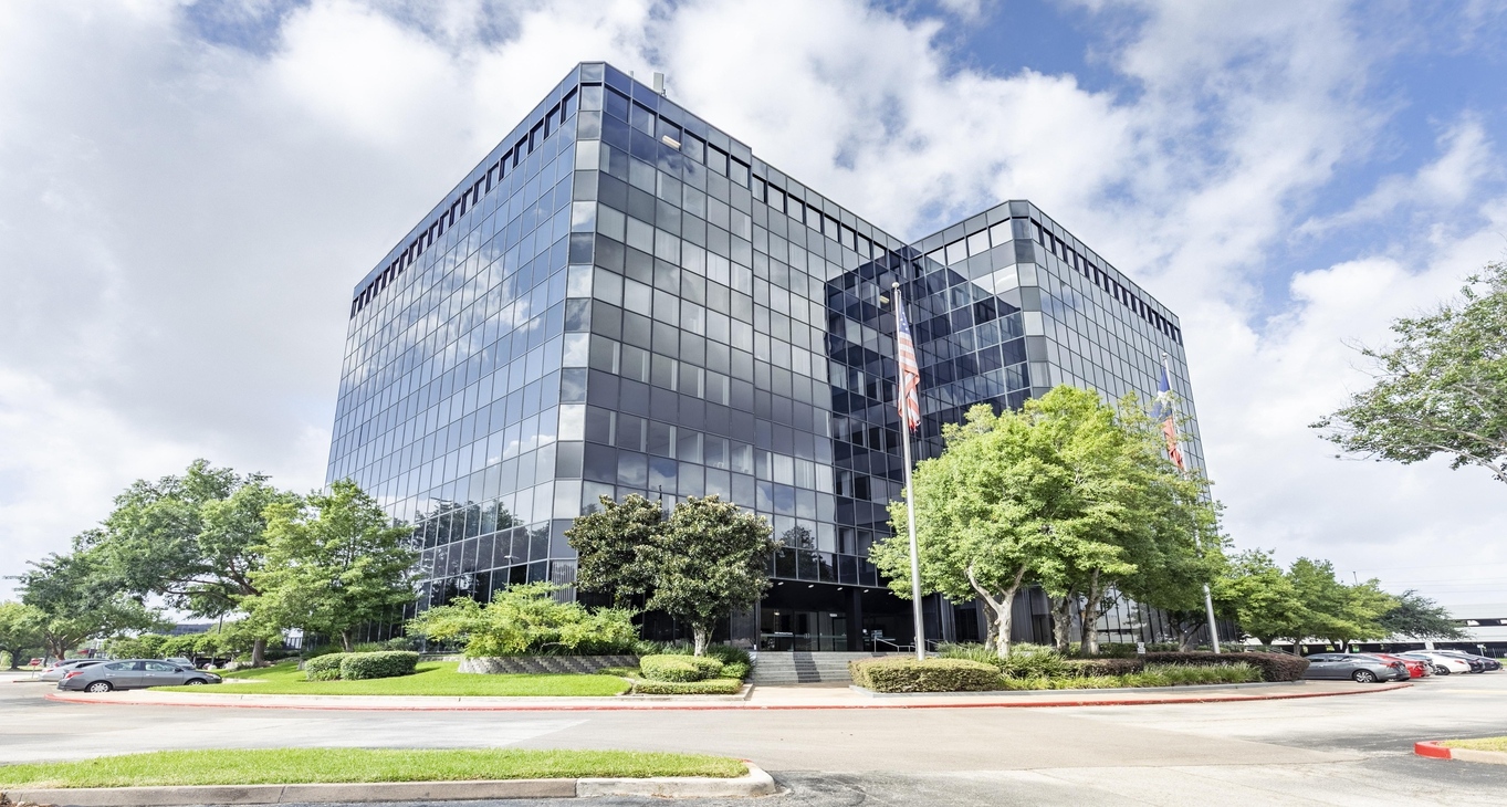 Rent office Wells Fargo Building_9-19