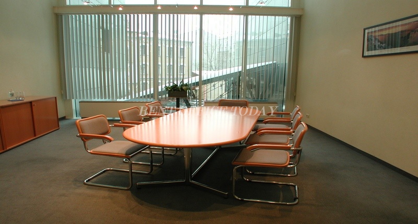 office rent dayev plaza-8